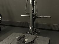 ATX Squat Belt Machine (vyökyykky)