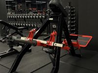 Watson rintatuettu kulmasoutulaite